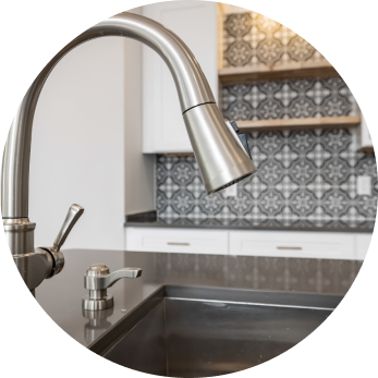 A nice picture of kitchen faucet installed by Antrim Plumbing, Faucet Repair and Installation Services in The Delaware County, PA